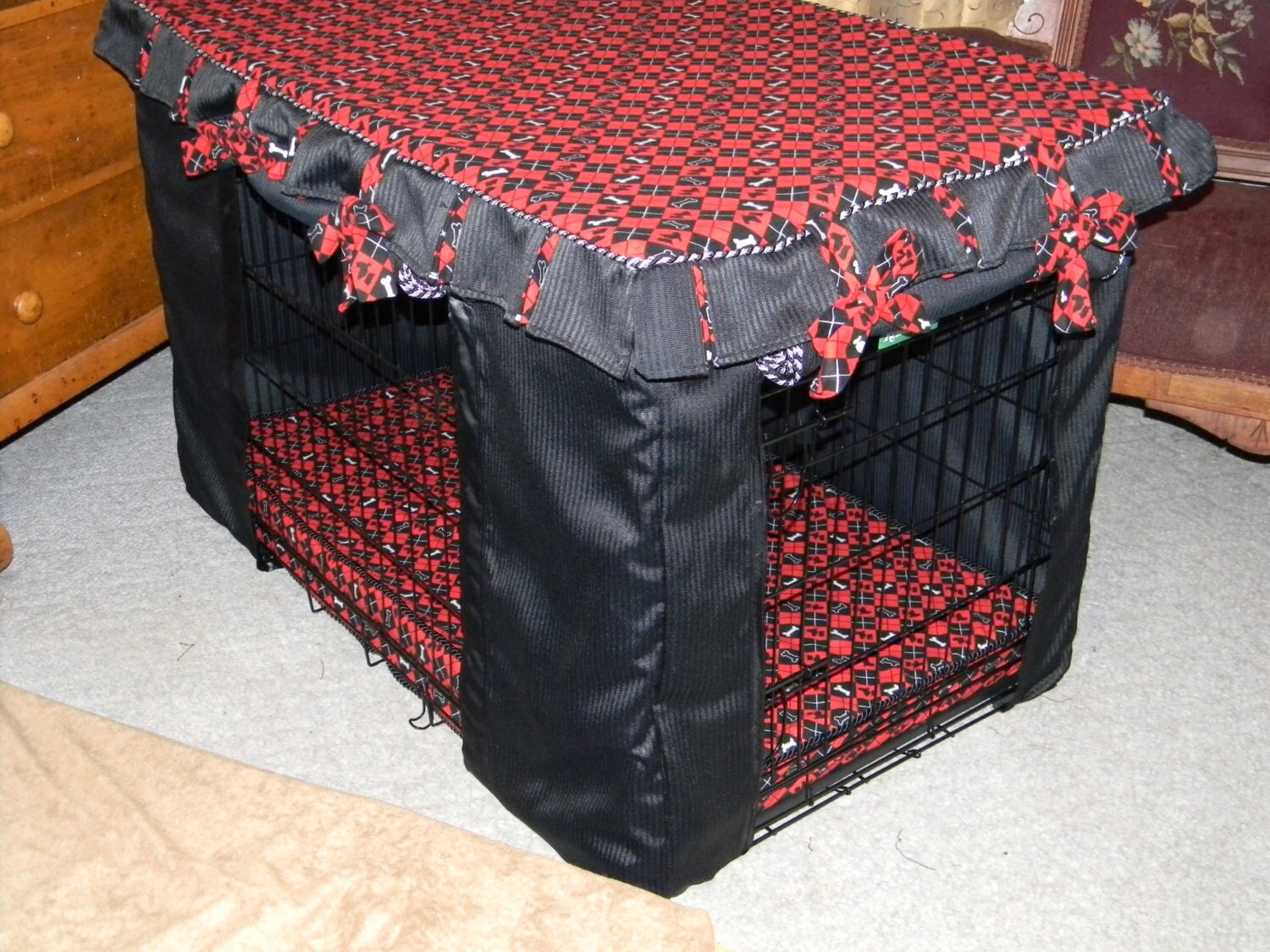 Dog Crate Cushion and Crate Cover set by CreaturesCoversLLC
