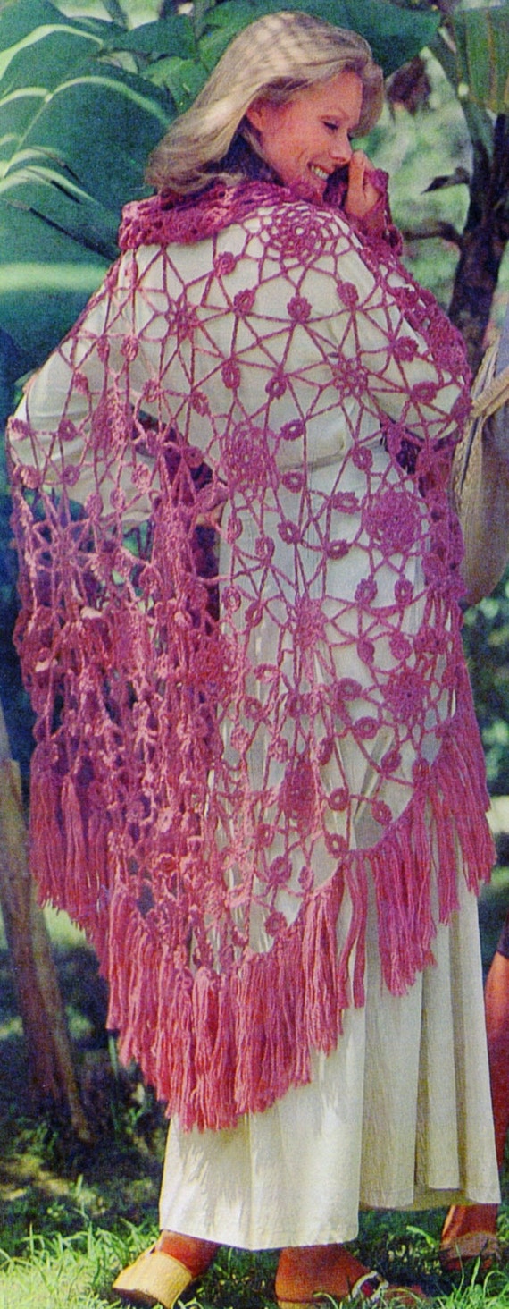 Items similar to 1970 Vintage Lovers Knot Crochet Shawl Wrap Pattern on