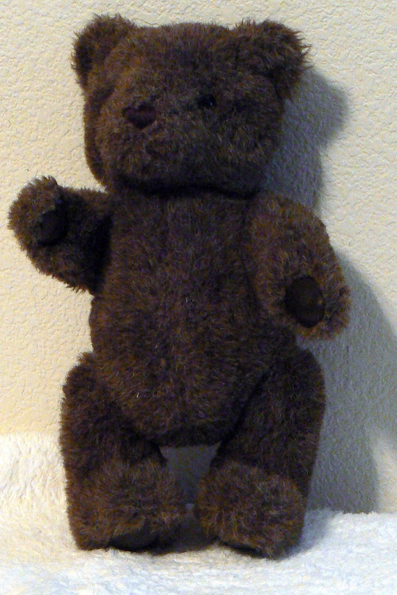 dark brown gund teddy bear