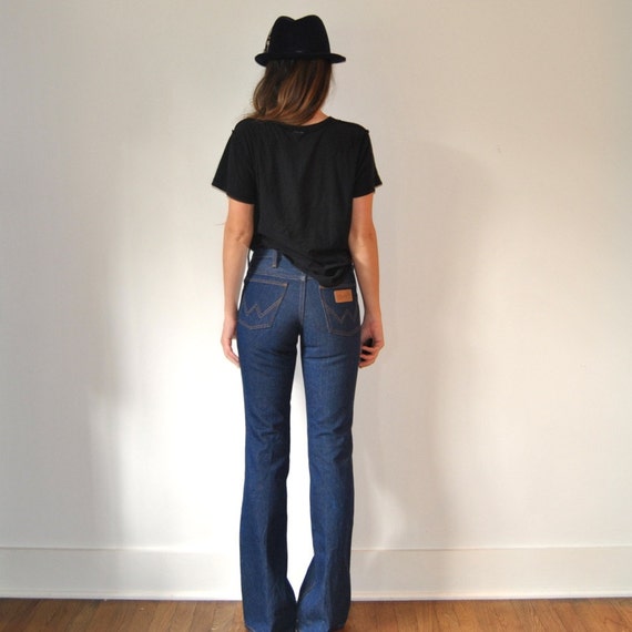 High Waisted WRANGLER Jeans // XS Vintage Bohemian by JACKNBOOTS