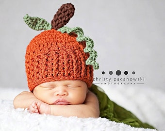 Crochet Pumpkin Hat / Newborn Pumpkin Hat / Baby Pumpkin / Photography Props Perfect for Fall Photos / Pumpkin Hat Newborn / Made to Order