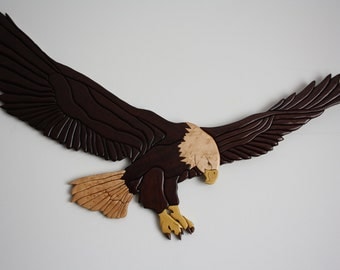 Natural Wood 3D Eagle Intarsia