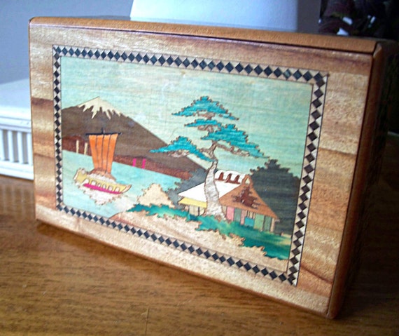 Vintage Japanese Puzzle Box Inlaid Wood Mt. Fuji Scene Secret