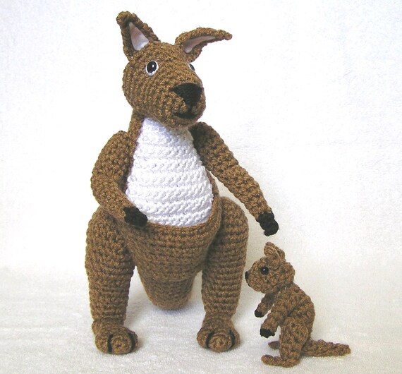 Crochet KANGAROO and BABY pattern from bvoe668 on Etsy Studio