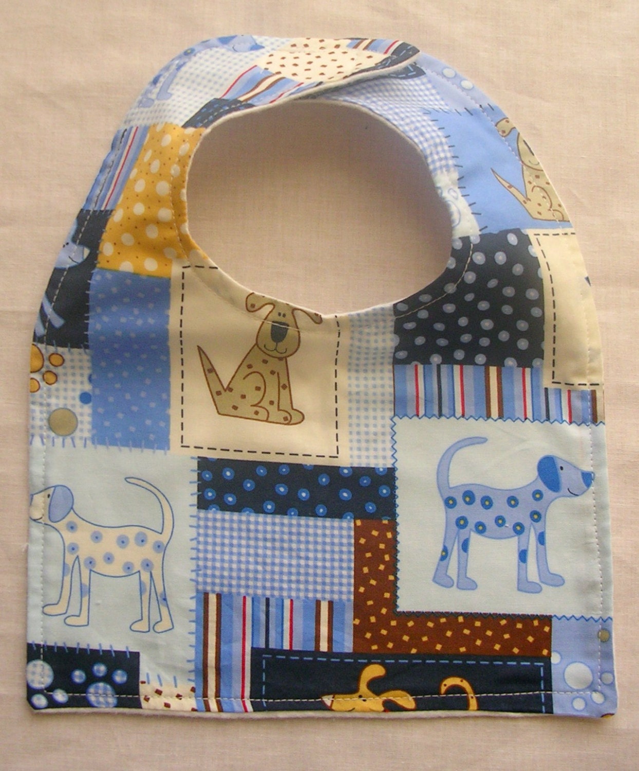 CLEARANCE 25 OFF SALE Baby Bib Dogs in Patchwork Bib boy