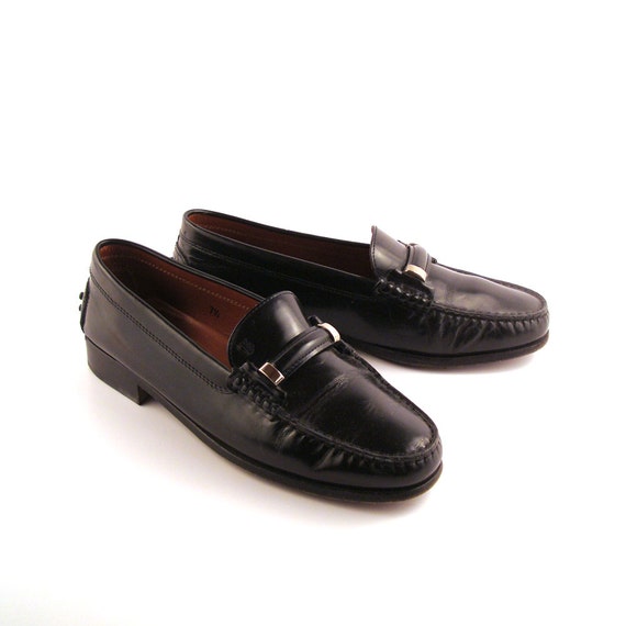 Tods Driving Loafers Vintage 1990s Black by purevintageclothing