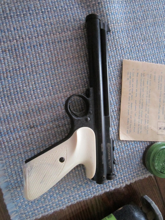 1950s CROSMAN Air Co2 Target Pistol Model 115 by GrannysCranny