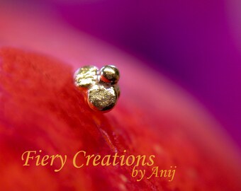 Nose Screw "Baby Bee"- 18k SOLID yellow Gold, OOAK