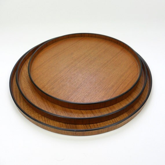 Mid Century Nesting Teak Serving Trays / Set of 3 by AttysVintage