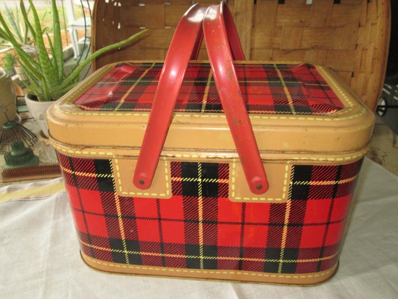 Plaid metal swing handled picnic basket by Skotch Basket