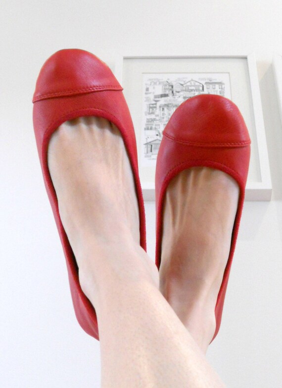 LUNAR Ballet Flats Leather Shoes 39 Cherry Red.