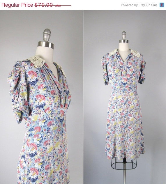 48 Hr SALE Vintage 1930s Dress // 30s Floral Print Rayon Dress // Grindelwald