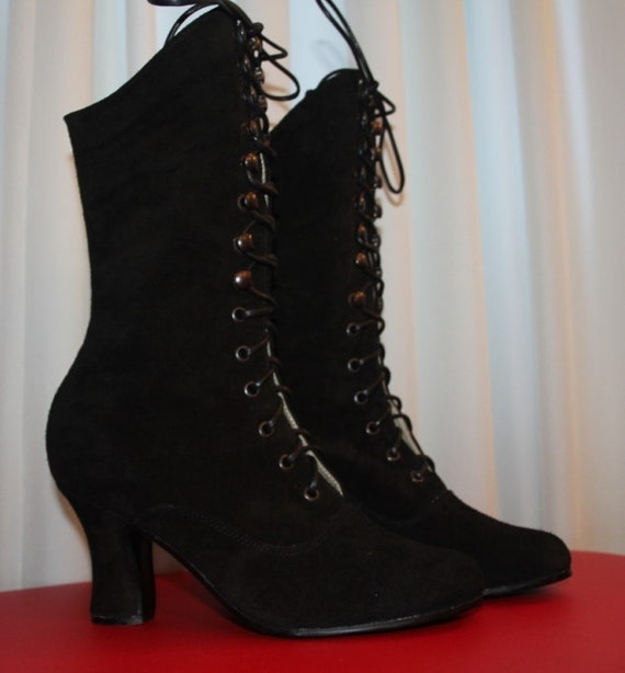 Boots Victorian style Lace up Boots in black by VictorianBoots
