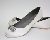 closed toe wedding flats