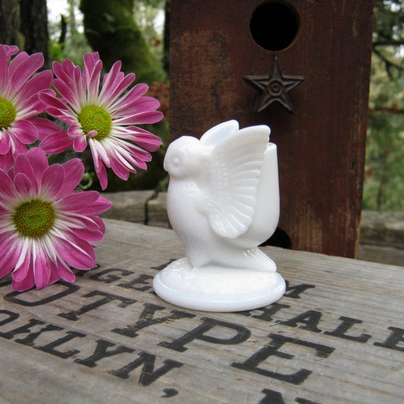 Westmoreland Owl Toothpick Holder in White Milk Glass