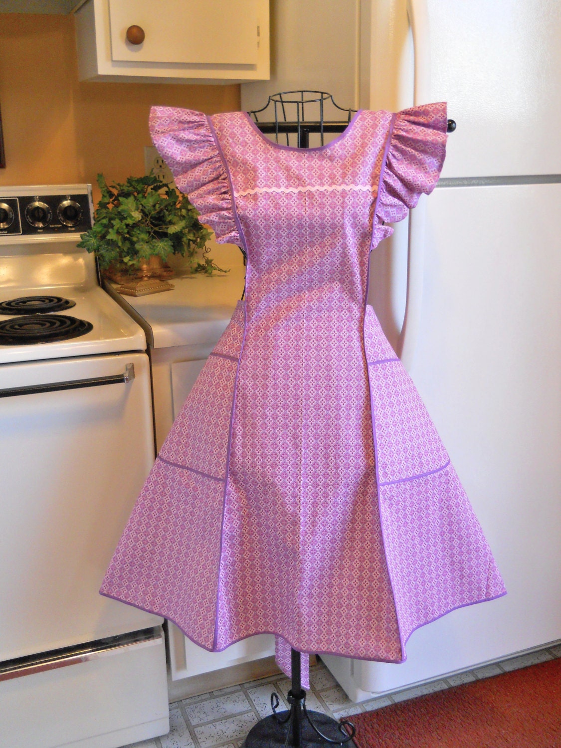 Old Fashioned Pinafore Full Apron in Pink and Lavender