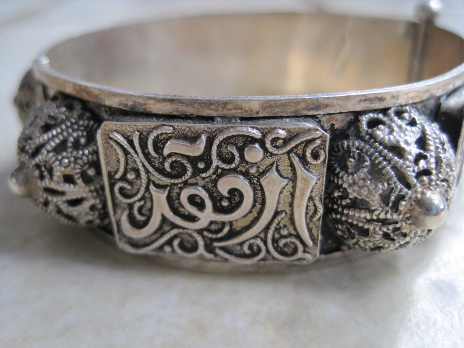 Vintage Tunisian Bracelet Silver Filigree Hinged Bracelet
