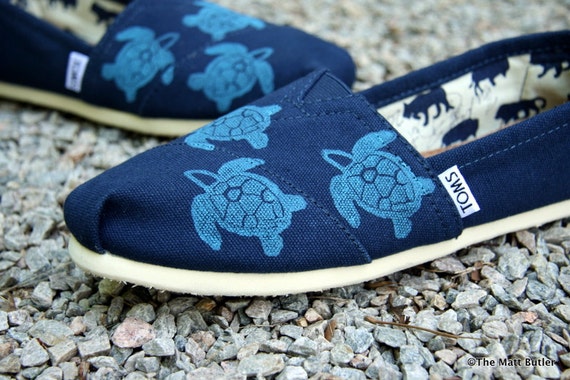 Sea Turtle Custom TOMS Shoes by themattbutler on Etsy