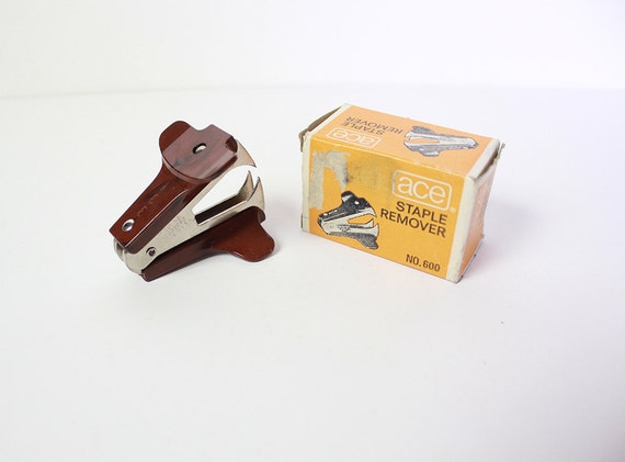 Vintage Ace Staple Remover No. 600