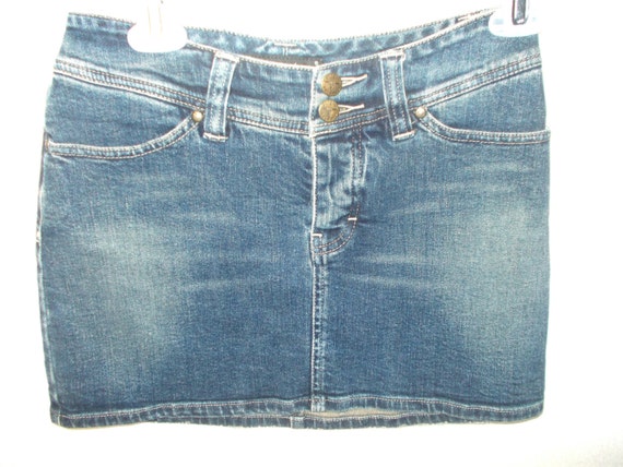 Items similar to Sergio Valente denim skirt S small vintage mini Button ...