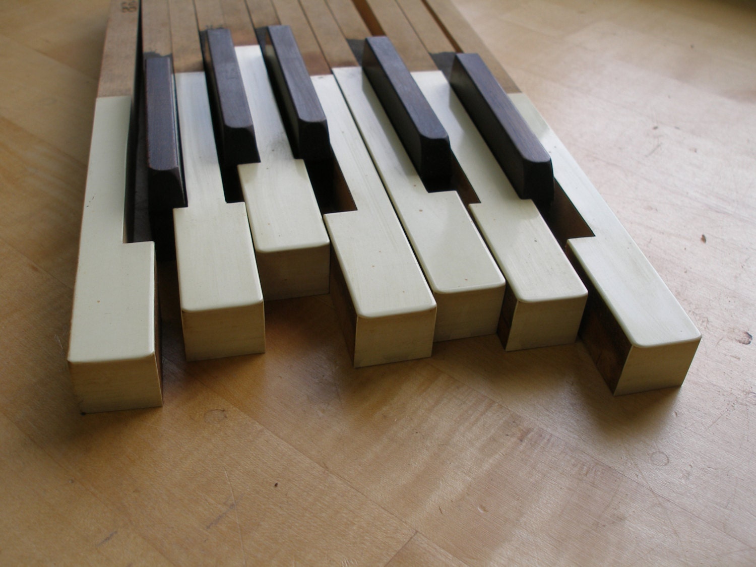 Vintage Reed Pump Organ Piano Keys....1910 Estey Organ Co