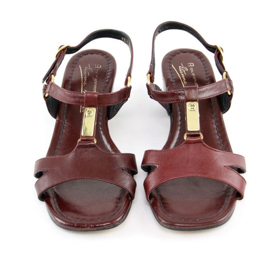 vintage etienne aigner sandals