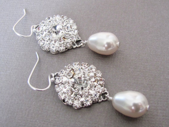 Bridal Earrings Wedding Earrings Wedding Jewelry Bridesmaid Earrings Bridal Jewelry Maid of Honor Gift Rhinestone Earrings Pearl Earrings