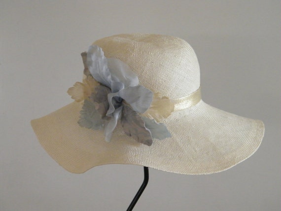 Chic Haute couture White Wide Brim Wedding hat -  White derby hat for women - Easter hat