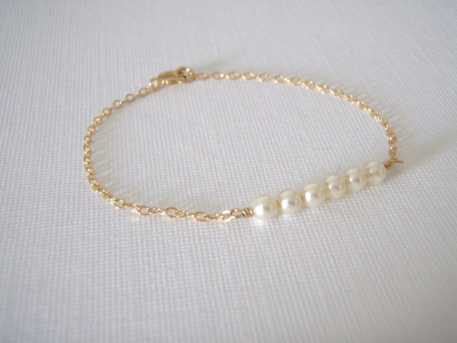 Gold Pearl Bracelet 14k Gold Filled Dainty petite pearls gold