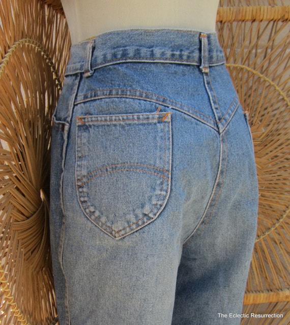 Vintage 1970s Flare Jeans-High Waisted-Chic Brand-Stonewash