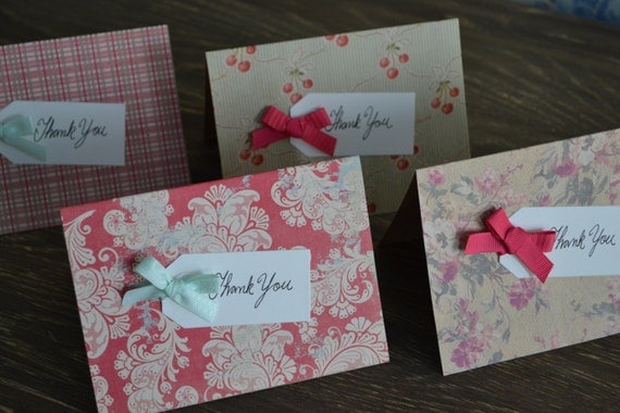 Caroline - Shabby Retro Floral Thank You Notecards Set of 4