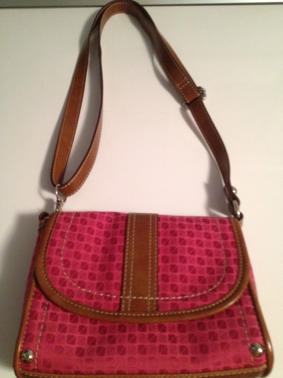 Items similar to Pink Purse Nine West Magenta Nine & Co Shoulder Bag Adjustable Strap on Etsy