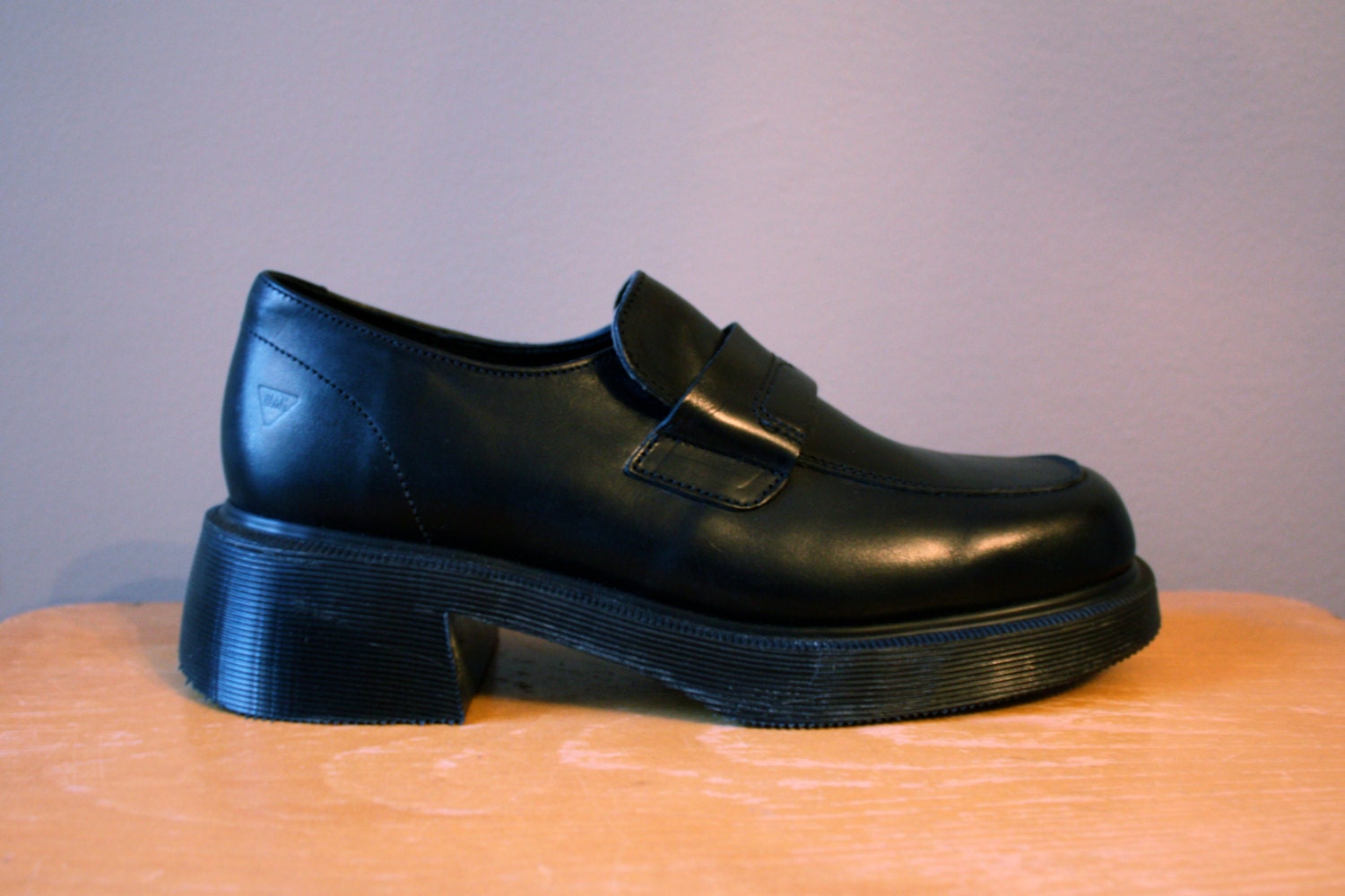 Doc Martens // CHUNKY HEEL // 90s deadstock // Uk 5 Us 7 Eu