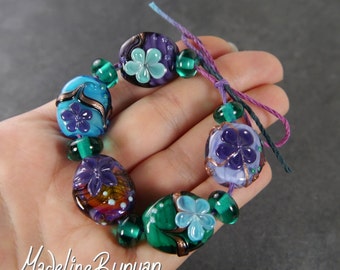 Made to Order Choose your colours, Flower Lampwork bead set (5 plus 6 spacers) SRA