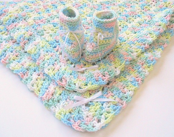 Pastel  Baby Blanket Booties Set Infant Boy Slippers Newborn Girl Afghan Shower Gift  Blue Yellow Pink White Children Clothing 3 - 6 Months