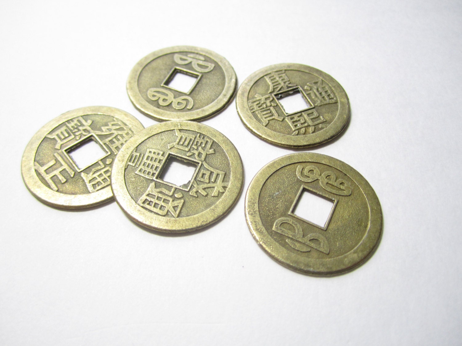 5 Chinese coins reproduction vintage Chinese coins in brass