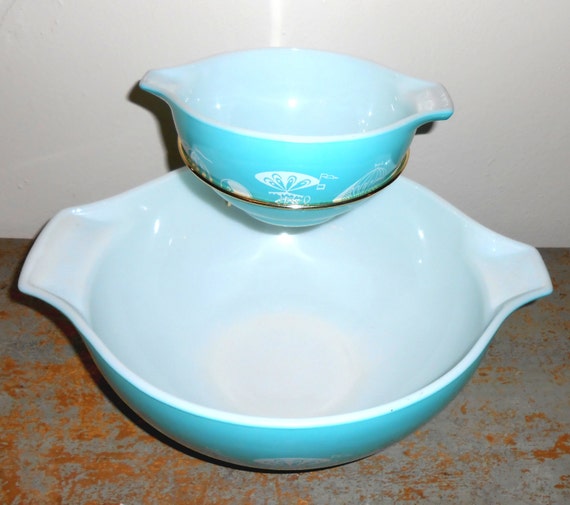 Vintage Pyrex Bowls Chip & Dip Turquoise Hot Air Balloons