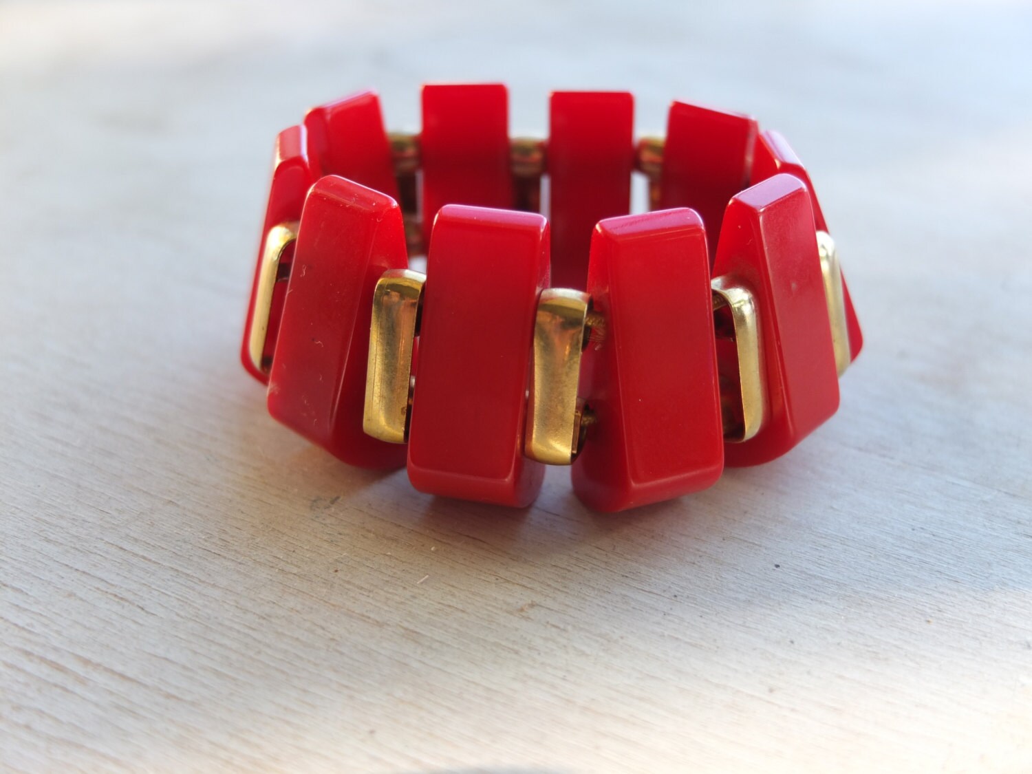 art deco bakelite stretch bracelet red bakelite by lovegrade