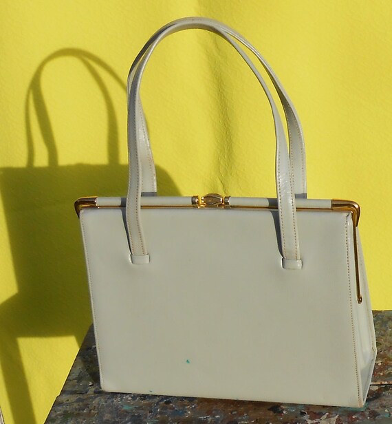 Vintage Cream White Leather Purse Made in England Top Handle