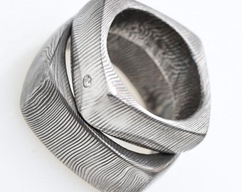 Custom mens ring Hand forged Stainless Damascus steel ring