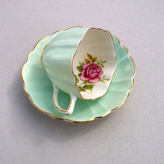 Dating english bone china