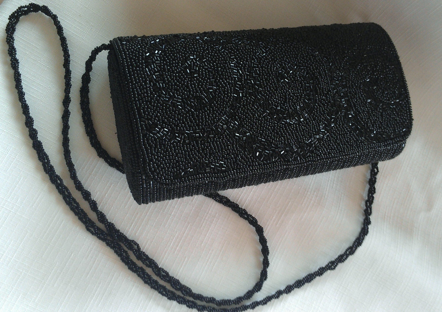 Vintage La Regale Beaded Clutch Purse by MaddiesDelyghtes on Etsy