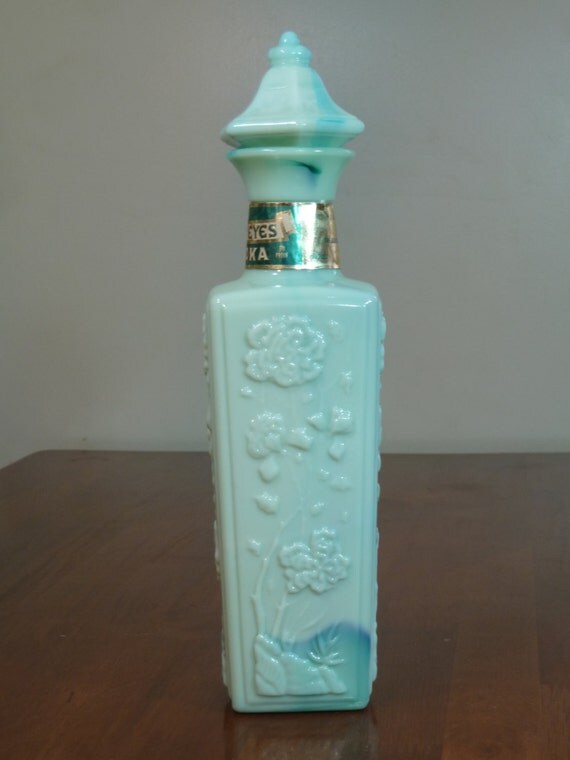 Vintage 1972 Dark Eyes Vodka Decanter Green Marble Milk Glass