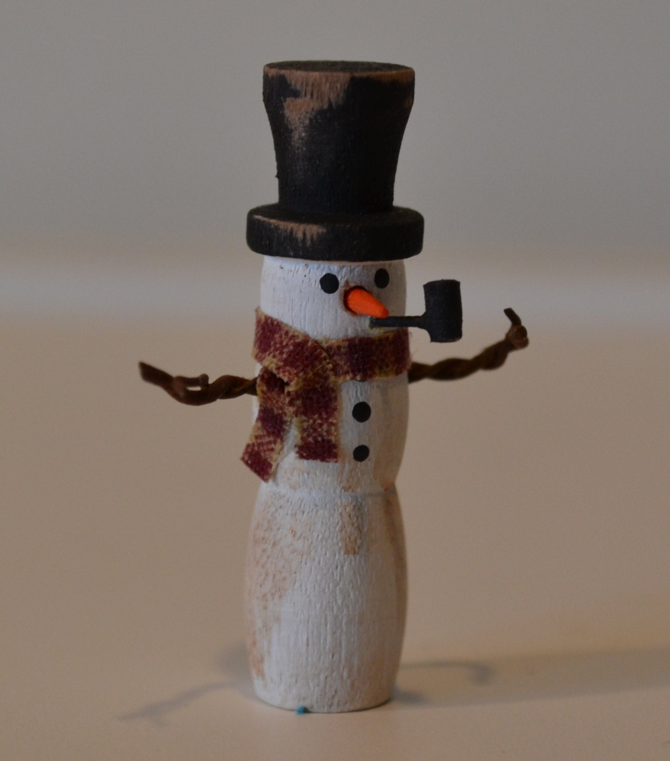 Primitive Snowman with Pipe and Scarf