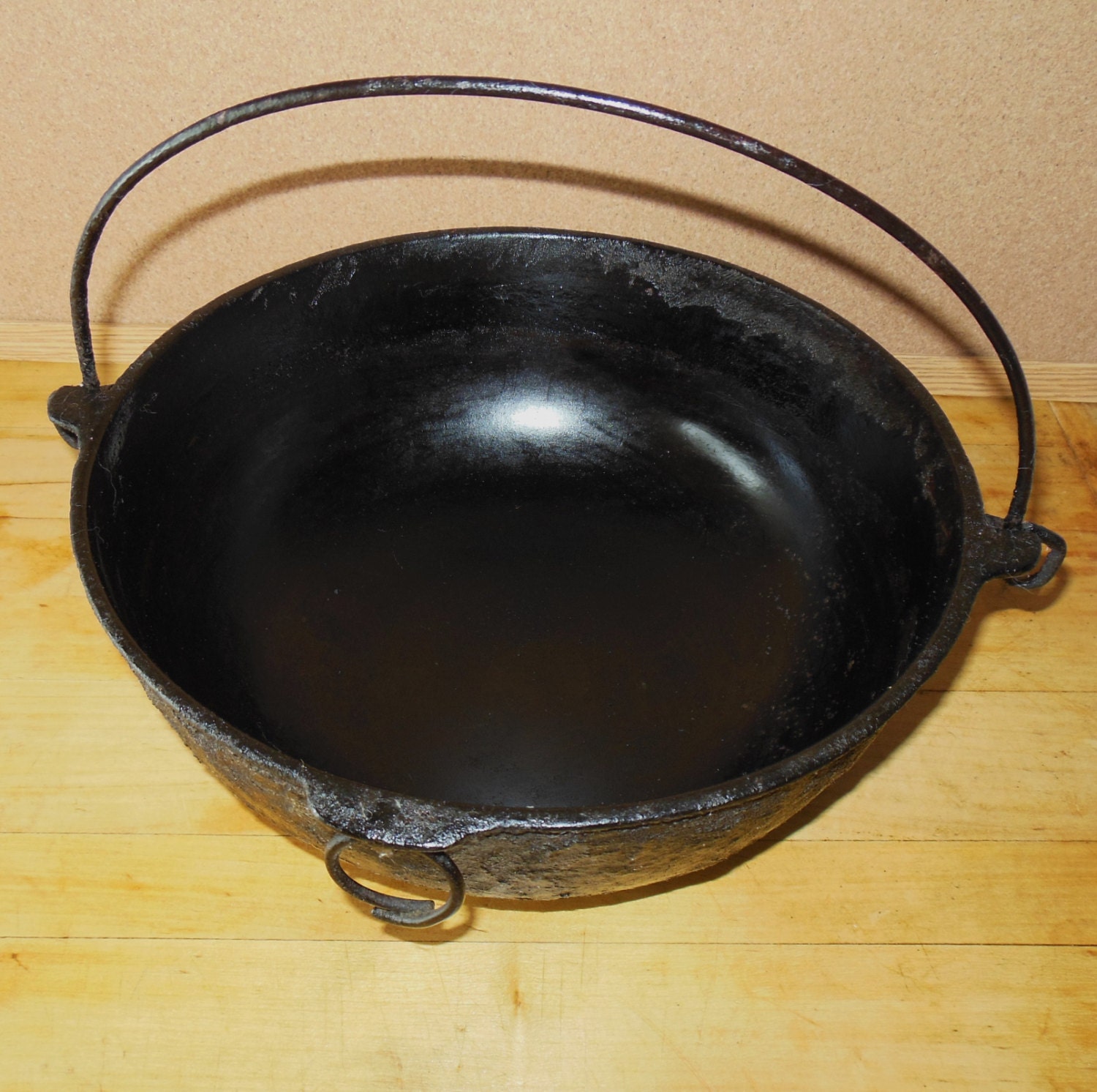 Antique Vintage Cast Iron Bean Pot With Handle