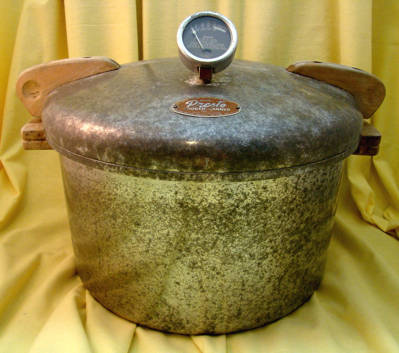 Vintage PRESTO No 7 Pressure COOKER-CANNER 16 Qt Heavy