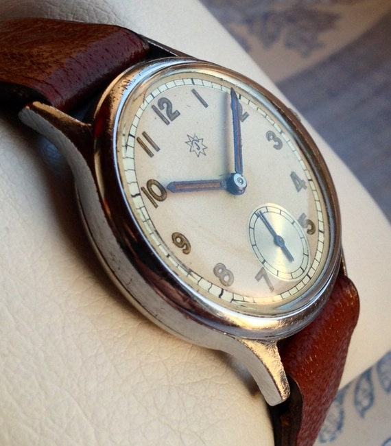 Very special Junghans 1940s German military style watch