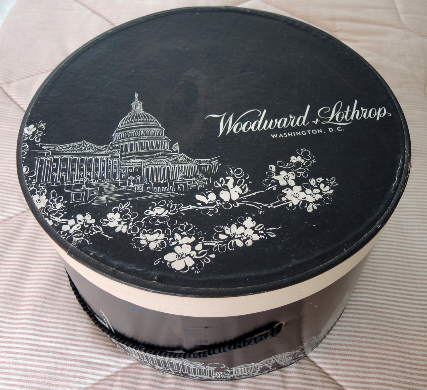 Vintage HAT BOX Woodward & Lothrop Department by StoriedStuff