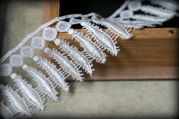 Elfenbein-Venedig-Spitze bestickt Guipure Lace Trim LA-100