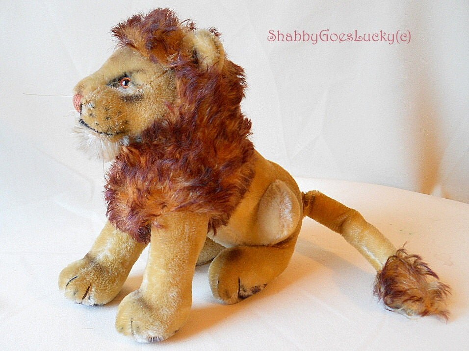steiff stuffed lion